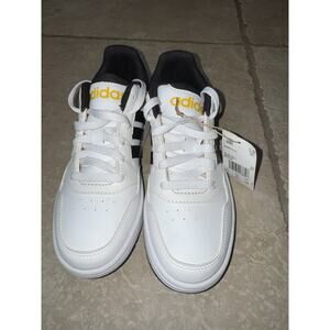 Adidas 3.0 Hoops Size 4 Boys Sneakers. Only Tried On/never Worn Outside.